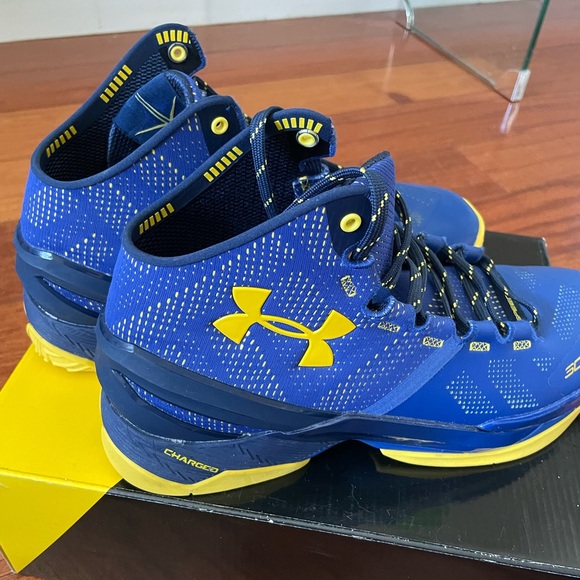 AV UA Curry 2 Dub Nation Away - Picture 3 of 7